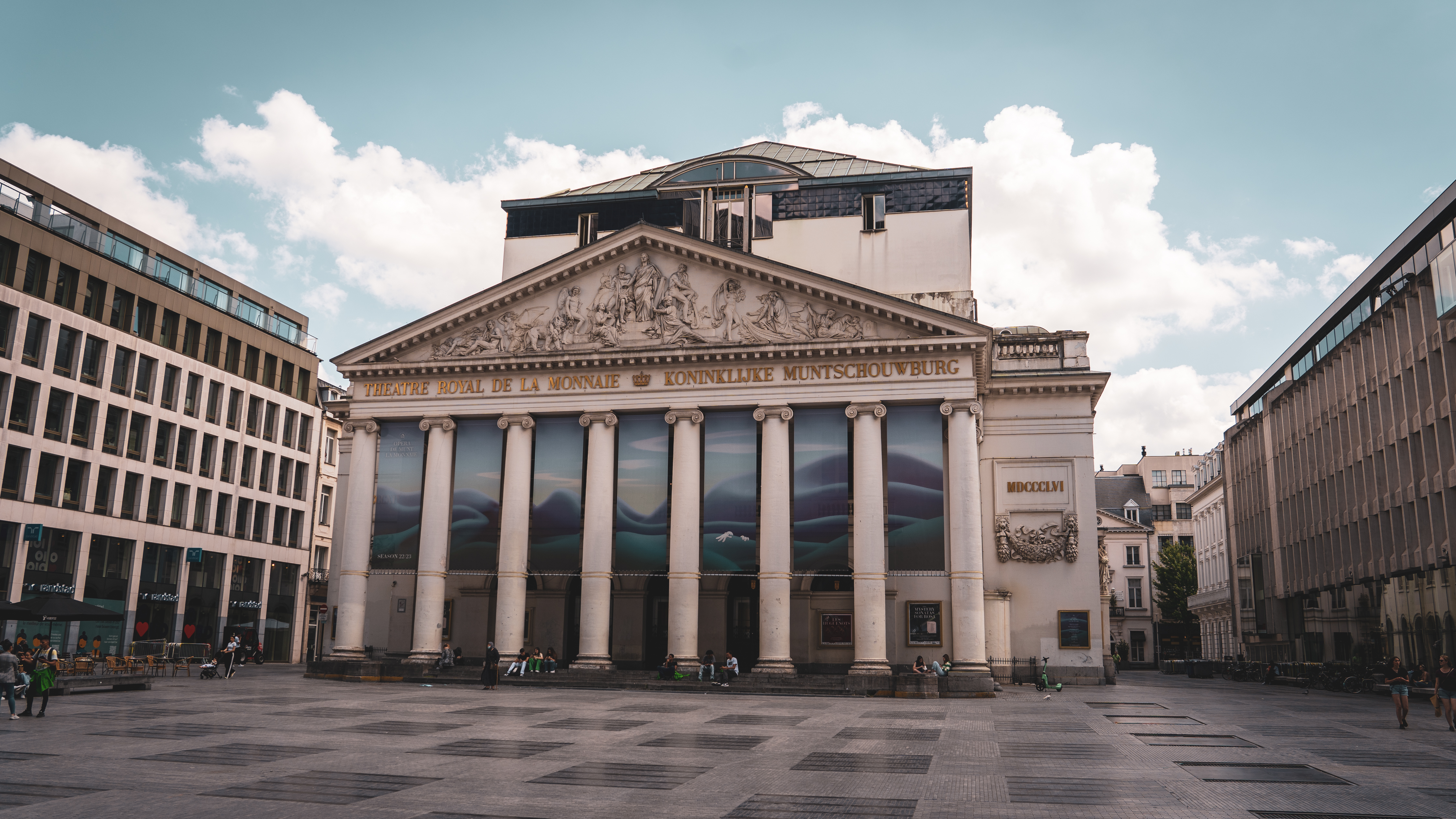 LA MONNAIE / DE MUNT